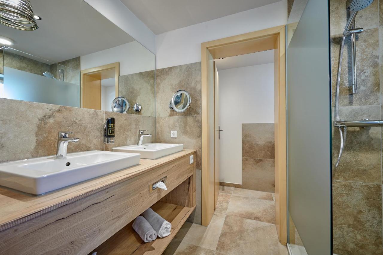 Landhotel Moorhof 뉴쇼나우 외부 사진