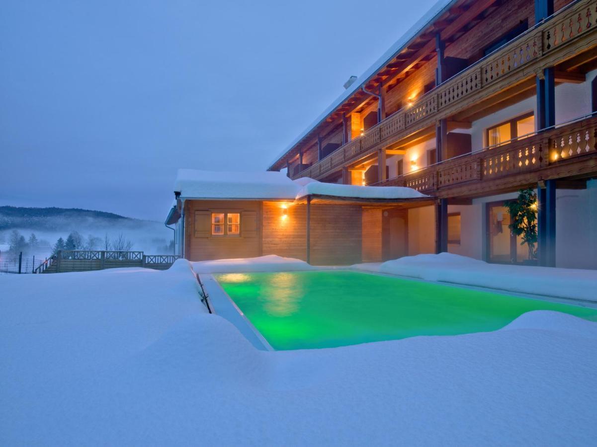 Landhotel Moorhof 뉴쇼나우 외부 사진