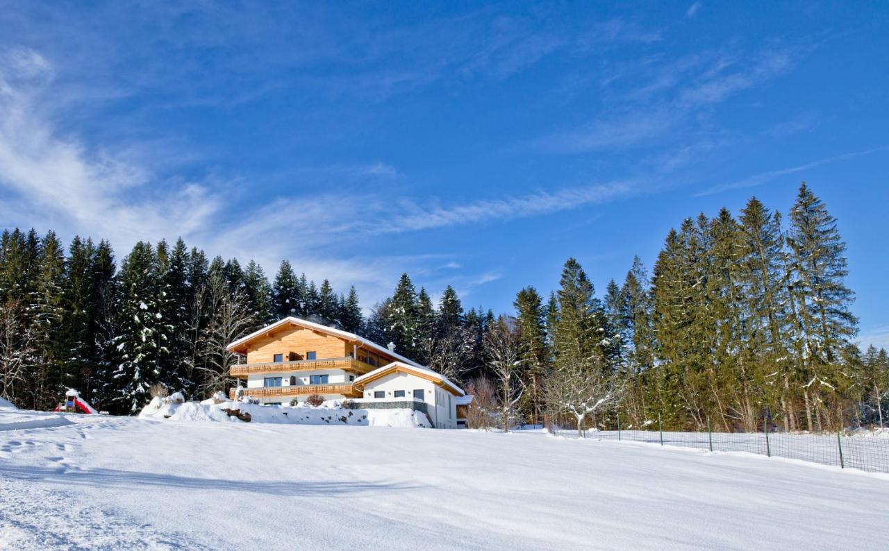Landhotel Moorhof 뉴쇼나우 외부 사진